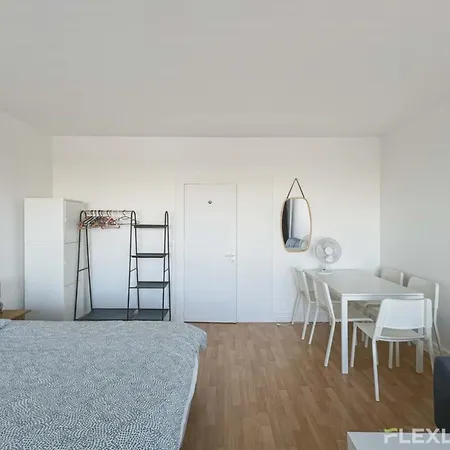 Holiday home Flexliving - - Saint Amand Paris