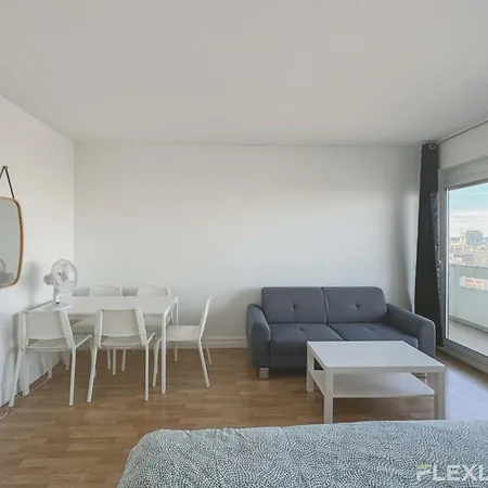 Flexliving - - Saint Amand Holiday home *