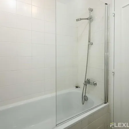 Flexliving - - Saint Amand Holiday home *